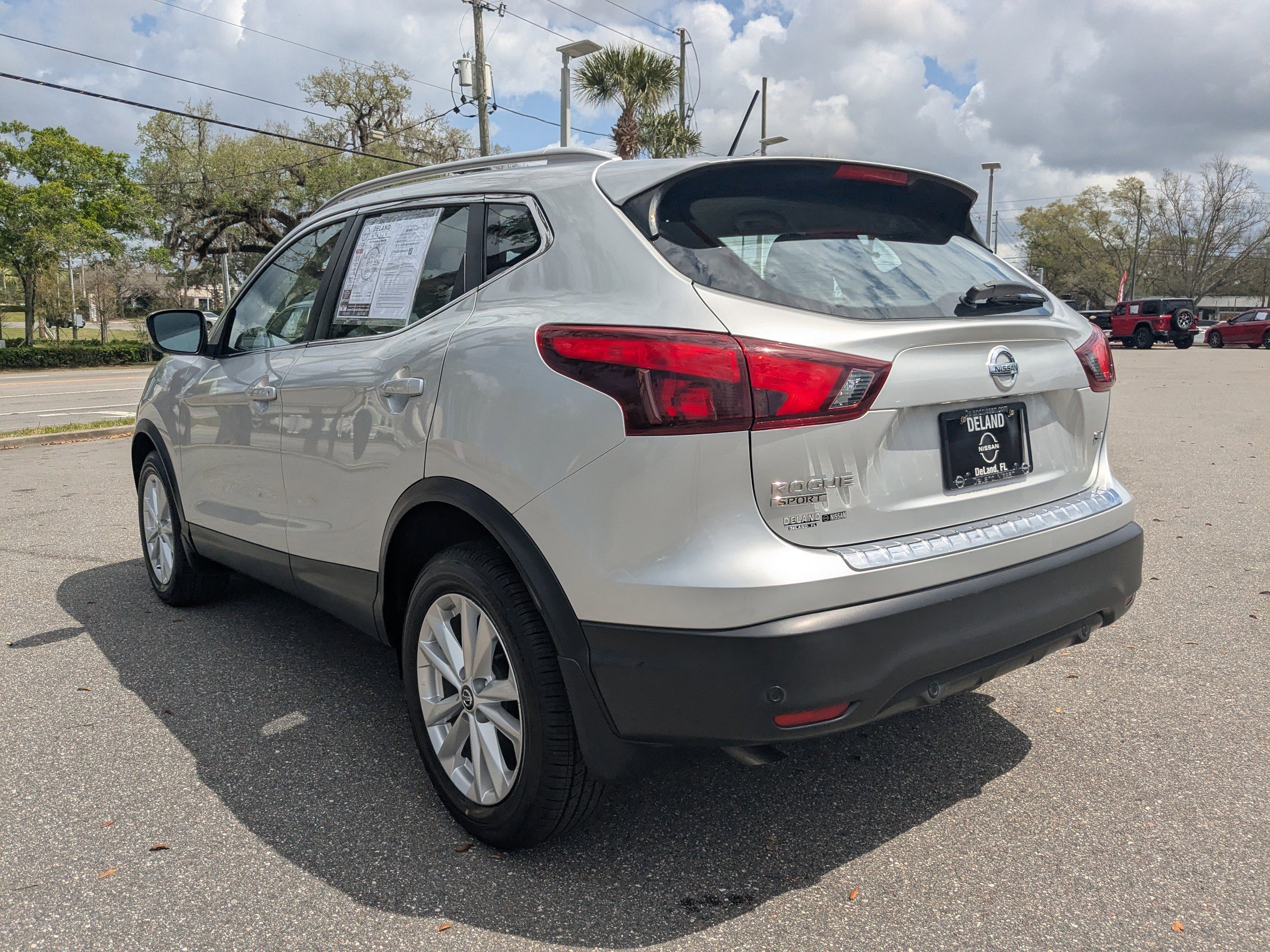 Used 2019 Nissan Rogue Sport SV image 6