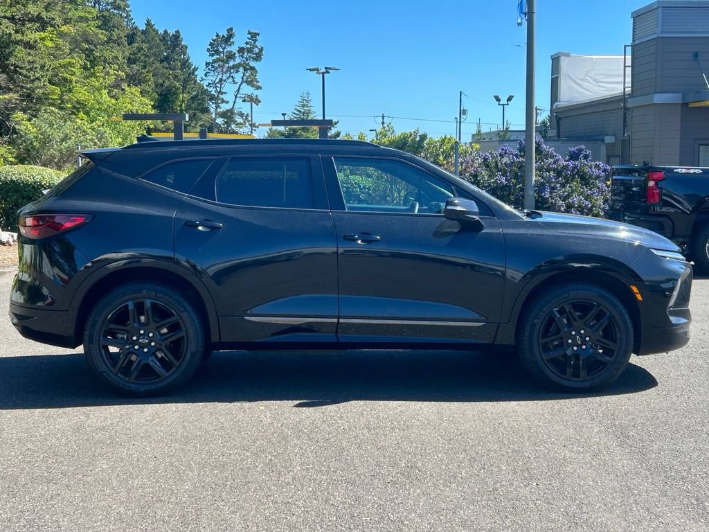 Certified 2024 Chevrolet Blazer RS w/ Driver Confidence II Package AWD/4WD image 4