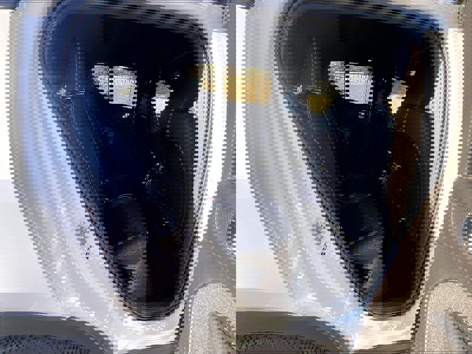 Used 2023 Volvo XC40 Recharge Ultimate w/ Protection Package Premier image 30