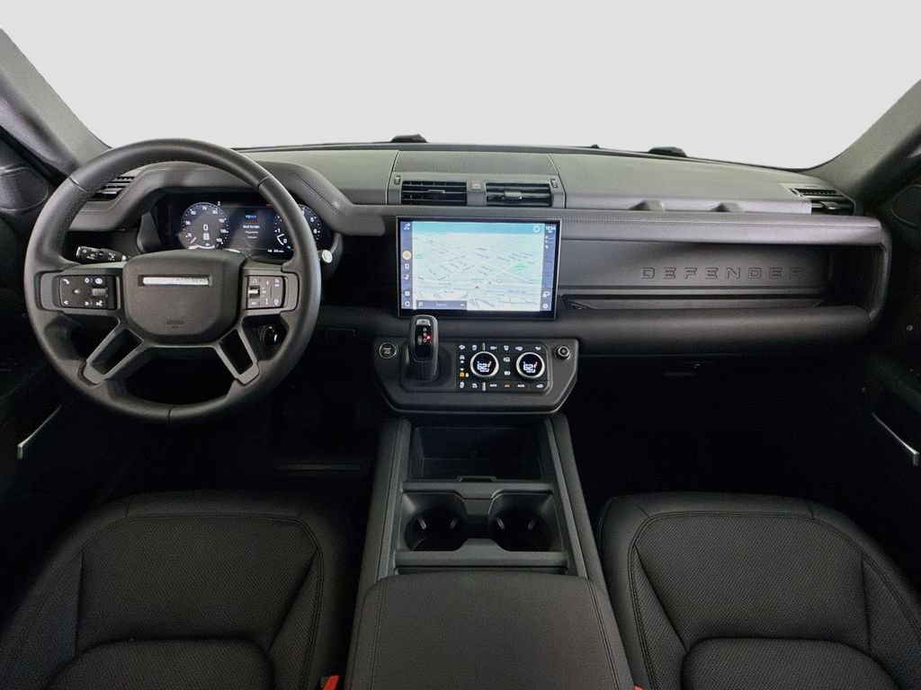 Used 2025 Land Rover Defender 110 X-Dynamic SE AWD/4WD image 9