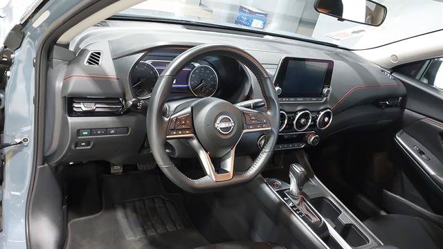 Used 2024 Nissan Sentra SR FWD image 19