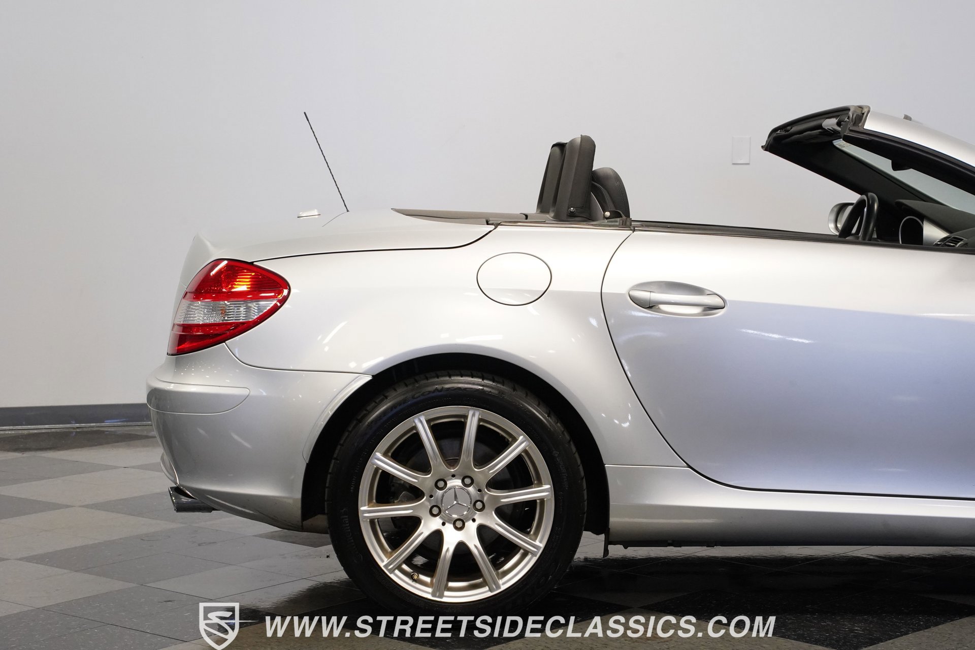 Used 2006 Mercedes-Benz SLK 350 image 29