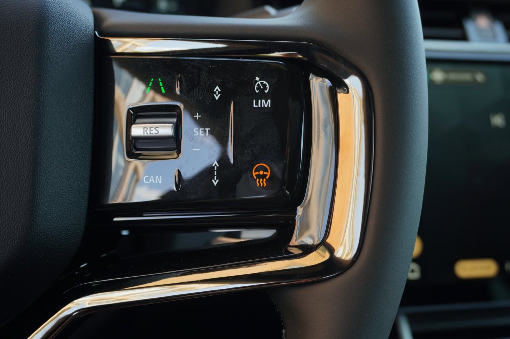 New 2026 Land Rover Range Rover Evoque S AWD/4WD image 17