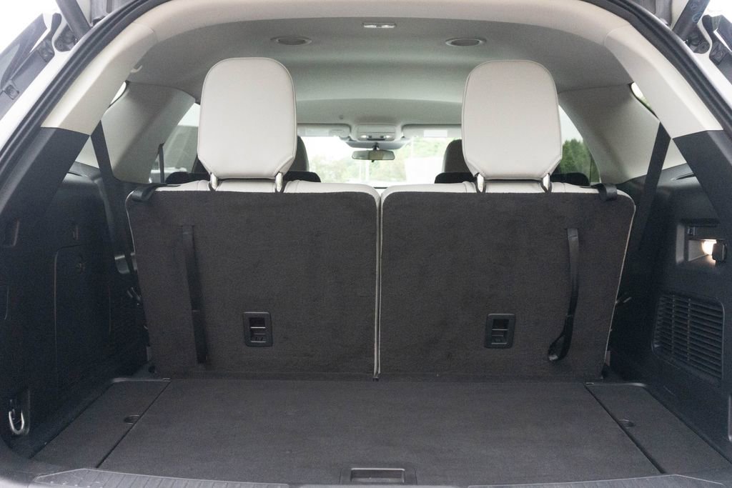 Used 2025 Ford Explorer Active w/ Active Comfort Package RWD image 15