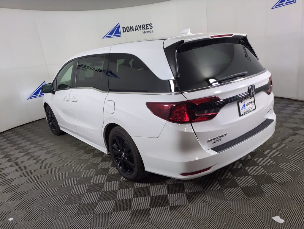 Certified 2024 Honda Odyssey Sport image 4