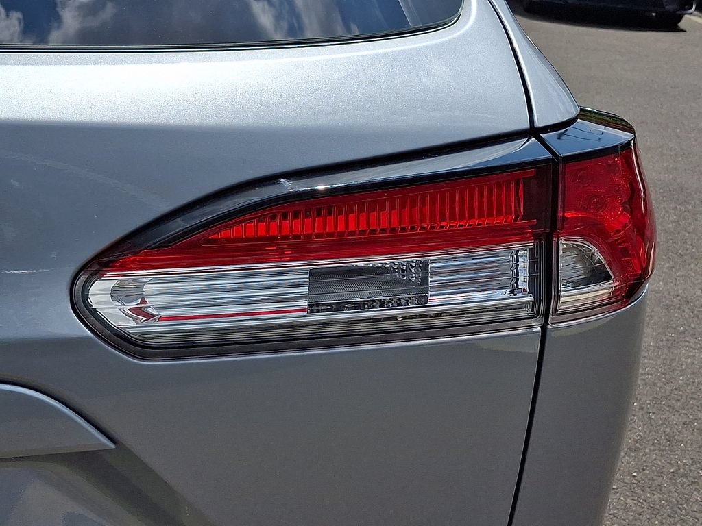 Used 2023 Toyota Corolla Cross L FWD image 8