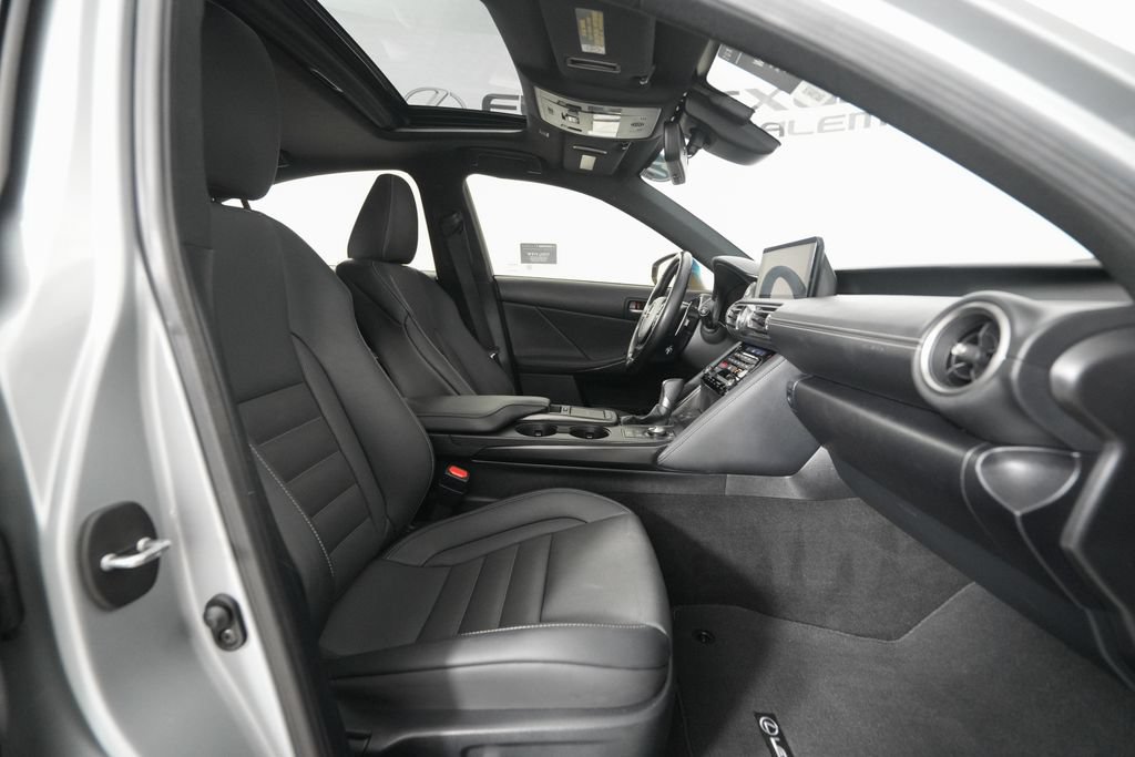 Certified 2021 Lexus IS 350 F Sport w/ Navigation Package RWD image 19
