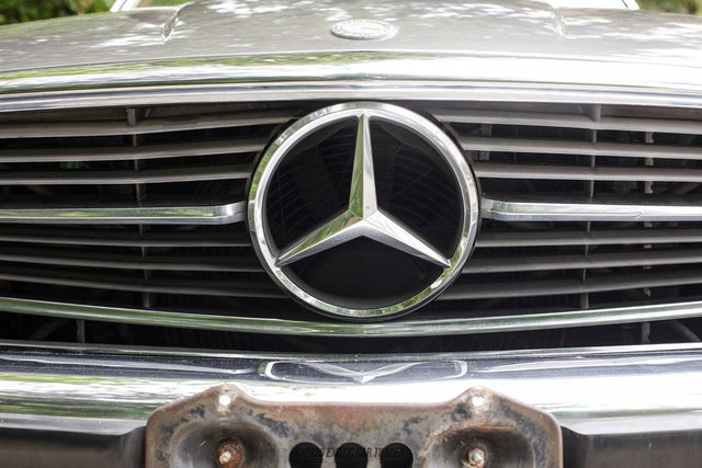 Used 1987 Mercedes-Benz 560 SL image 53