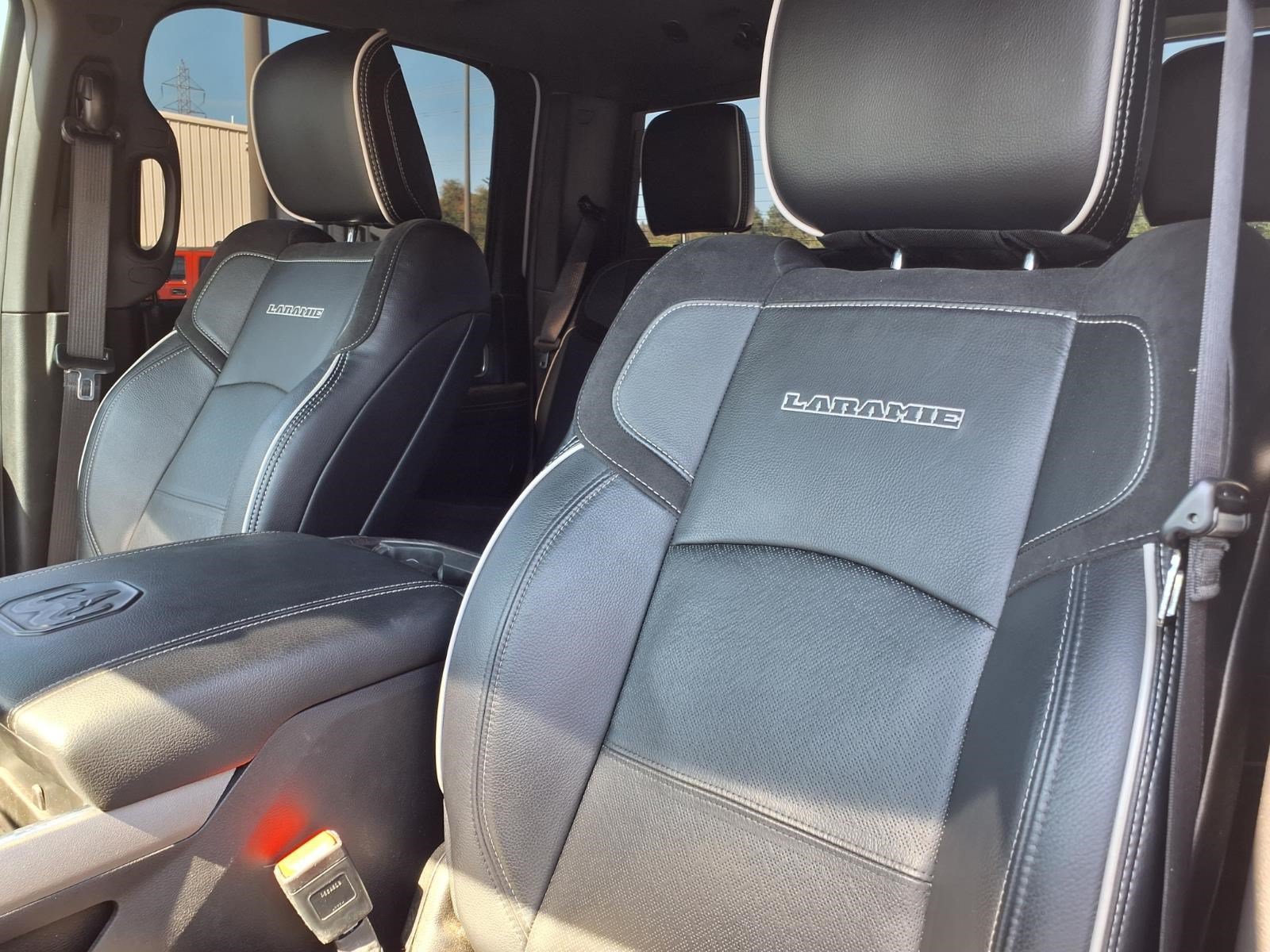 Used 2025 RAM 2500 Laramie AWD/4WD image 17