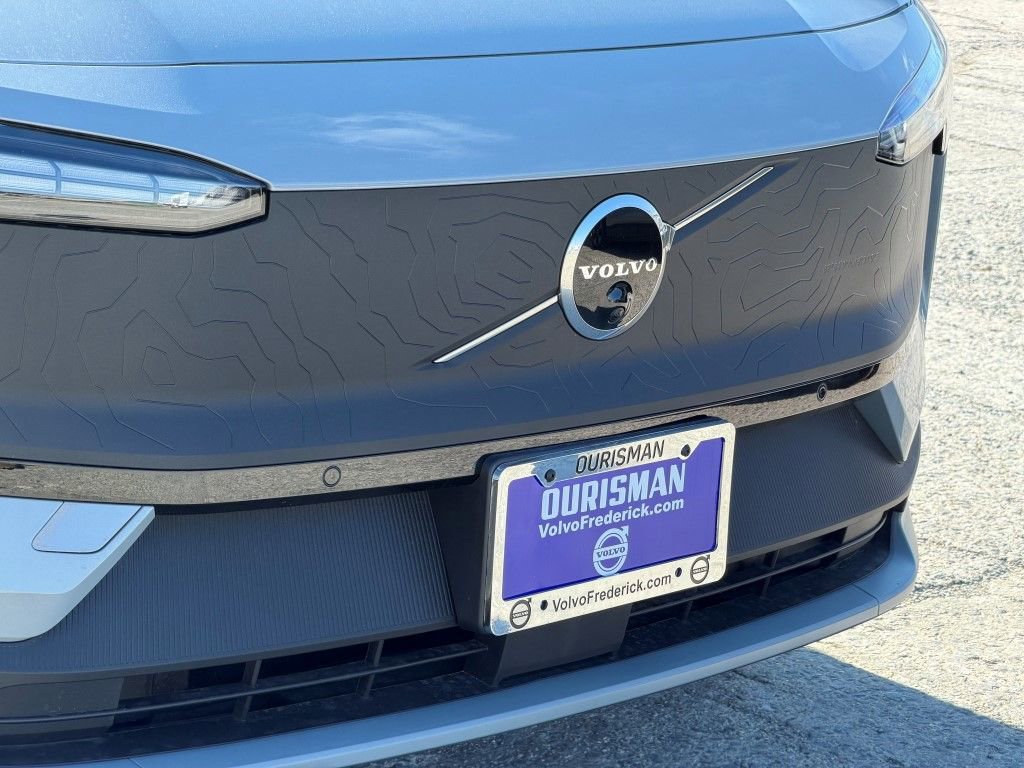 New 2026 Volvo EX30 Cross Country Ultra w/ Protection Package Premier image 2