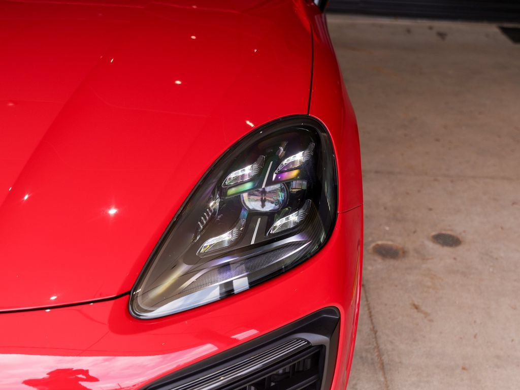 Certified 2023 Porsche Cayenne GTS AWD/4WD image 12