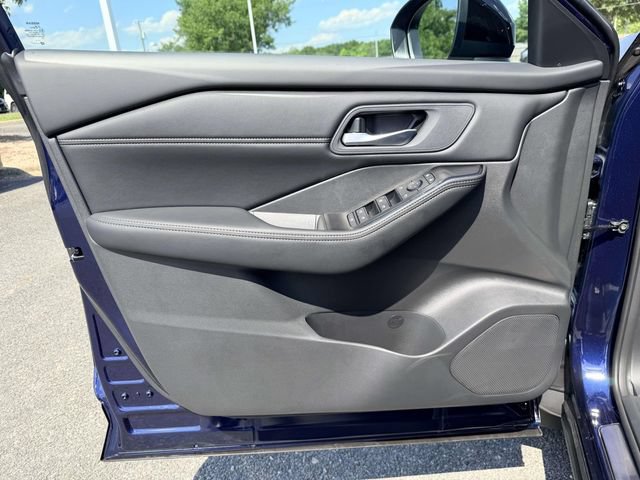 New 2026 Nissan Rogue Dark Armor FWD image 14