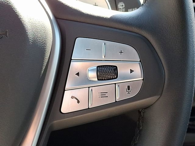 Used 2023 BMW X3 xDrive30i AWD/4WD image 25