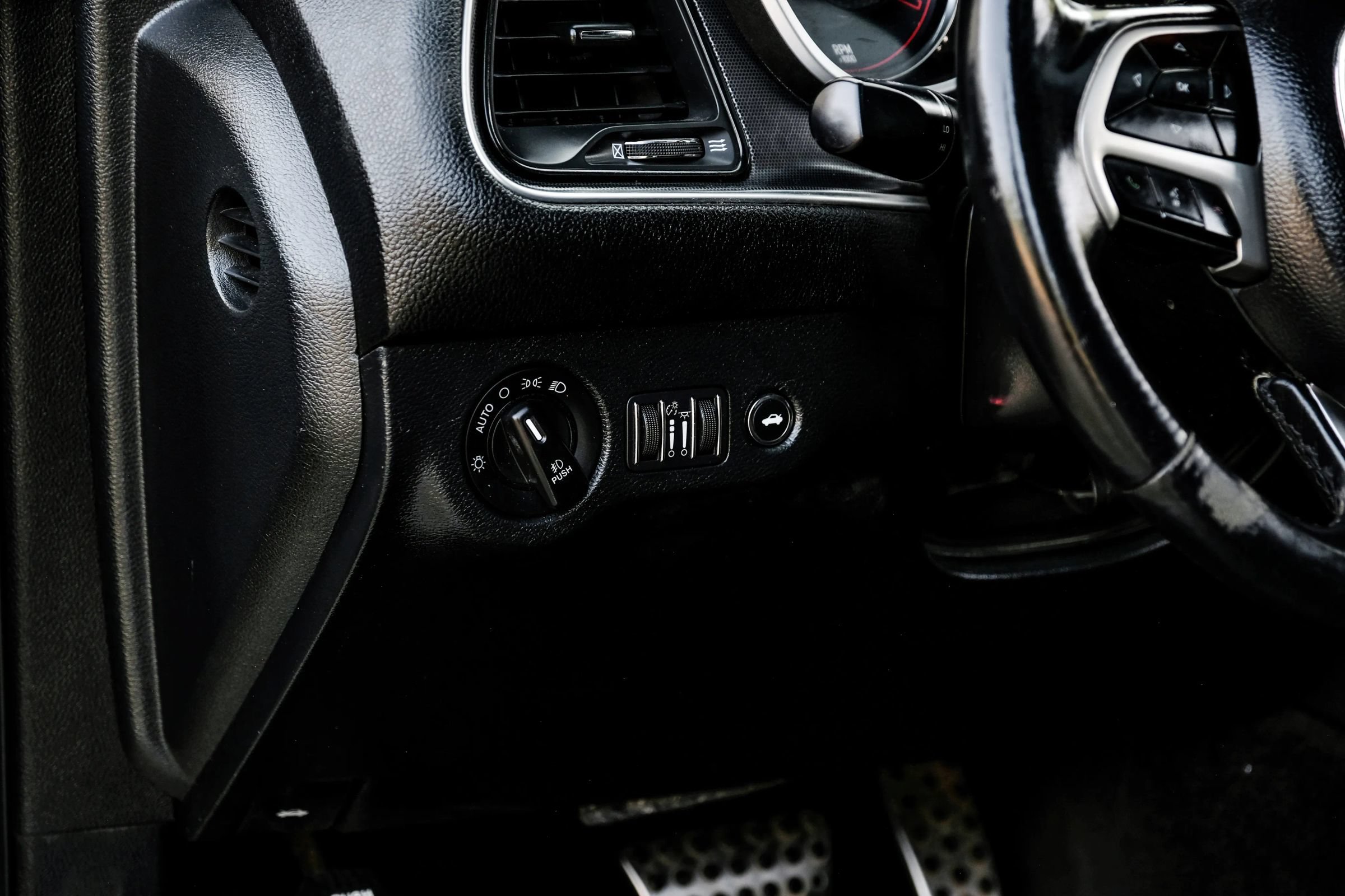 Used 2018 Dodge Challenger SXT Plus RWD image 34
