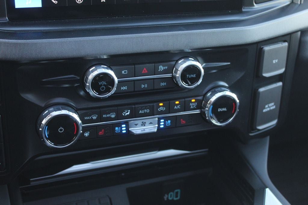 New 2026 Ford F250 Platinum image 26