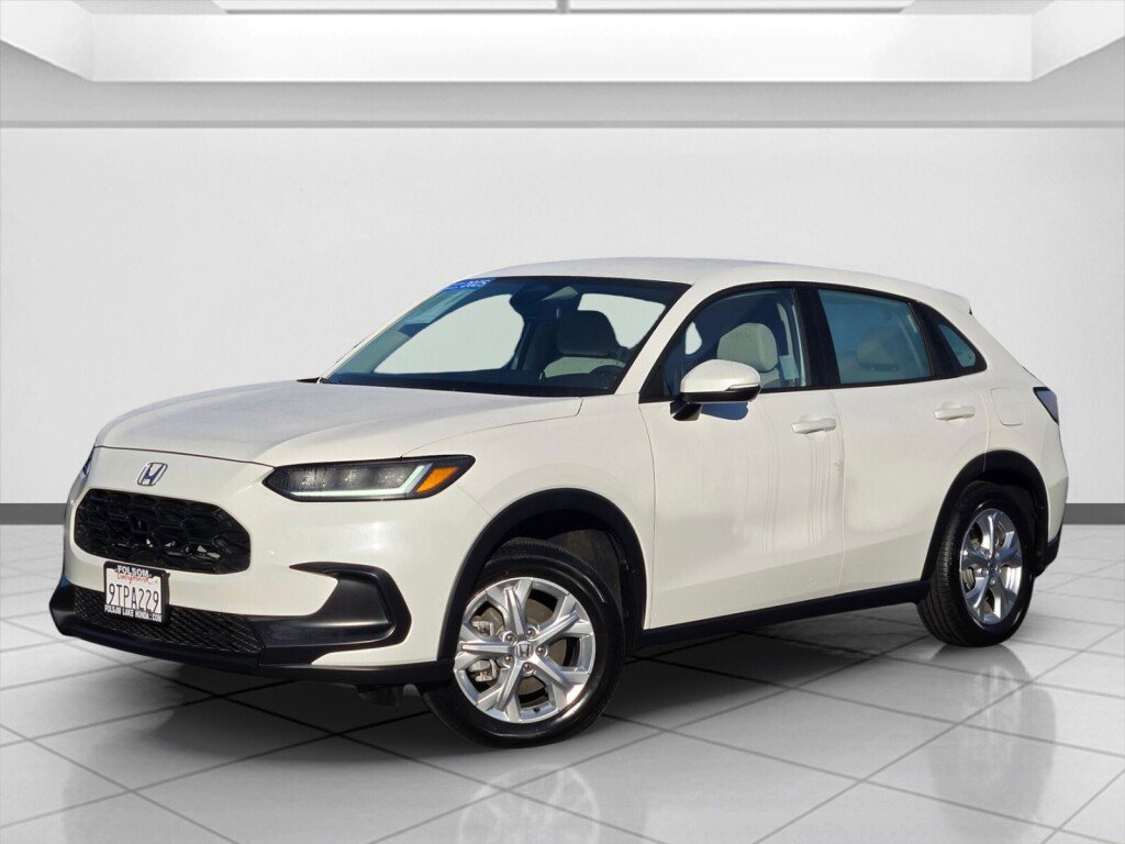 Certified 2025 Honda HR-V LX image 9