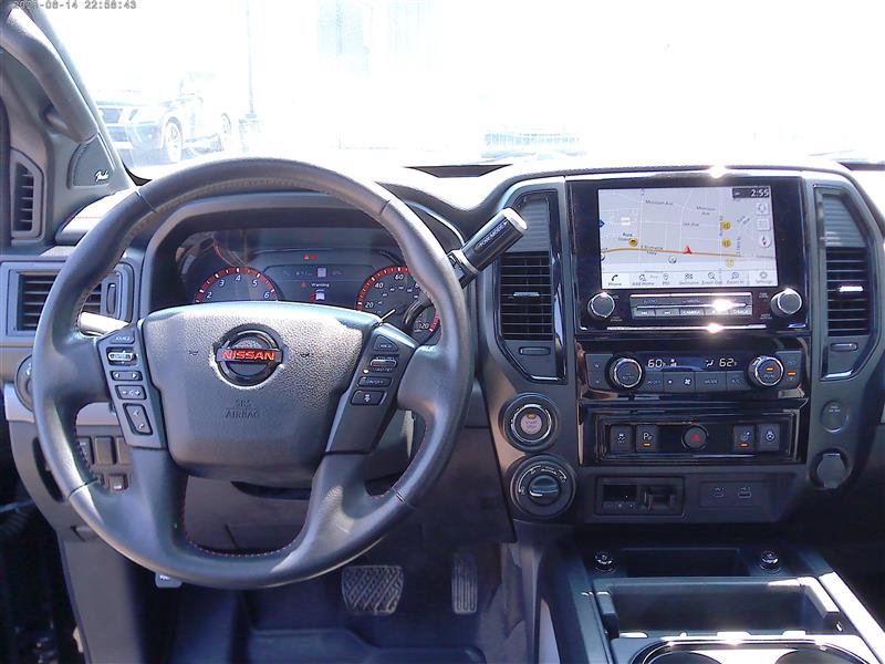 Used 2022 Nissan Titan PRO-4X w/ Pro-4x Convenience Package AWD/4WD image 11