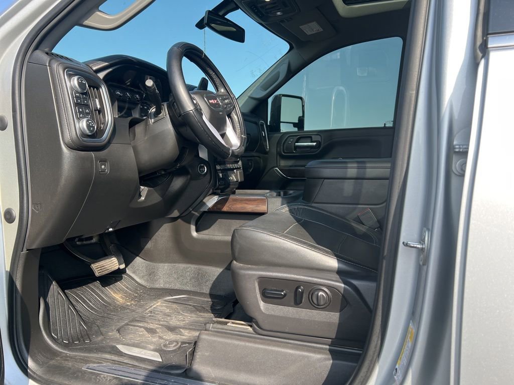 Used 2020 GMC Sierra 2500 SLT w/ SLT Convenience Package AWD/4WD image 17