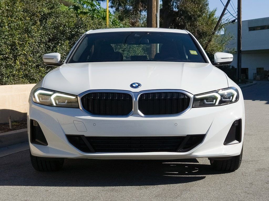 Used 2023 BMW 330e w/ Driving Assistance Package image 3