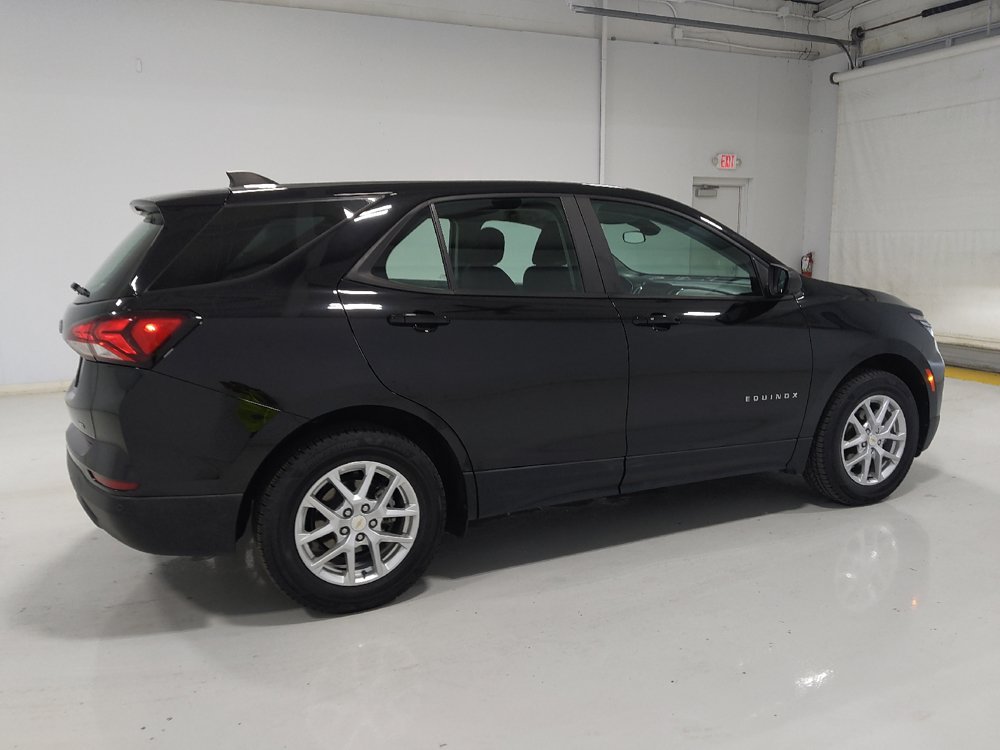 Used 2023 Chevrolet Equinox LS AWD/4WD image 10