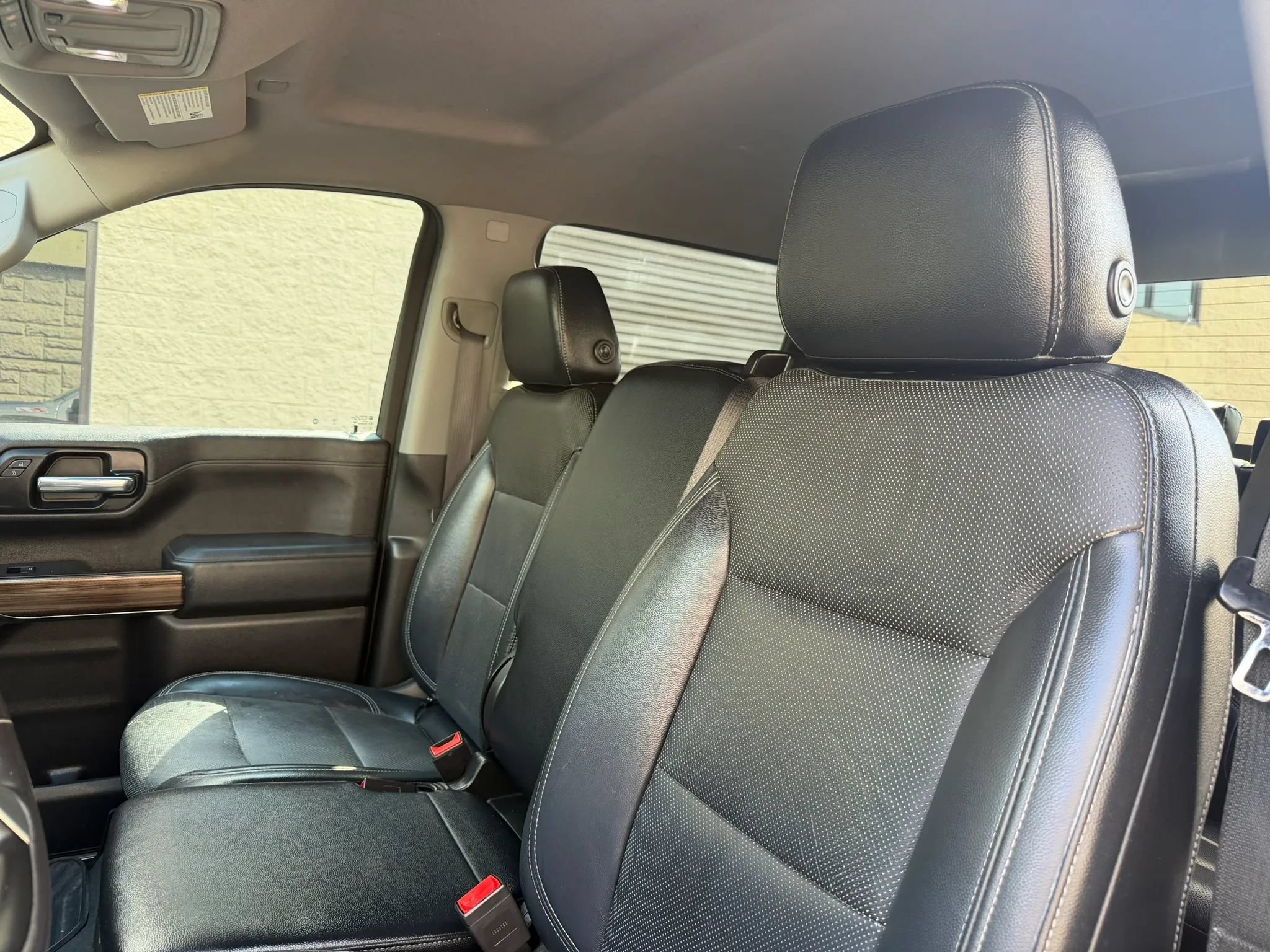 Used 2020 Chevrolet Silverado 1500 LT w/ Texas Edition AWD/4WD image 27