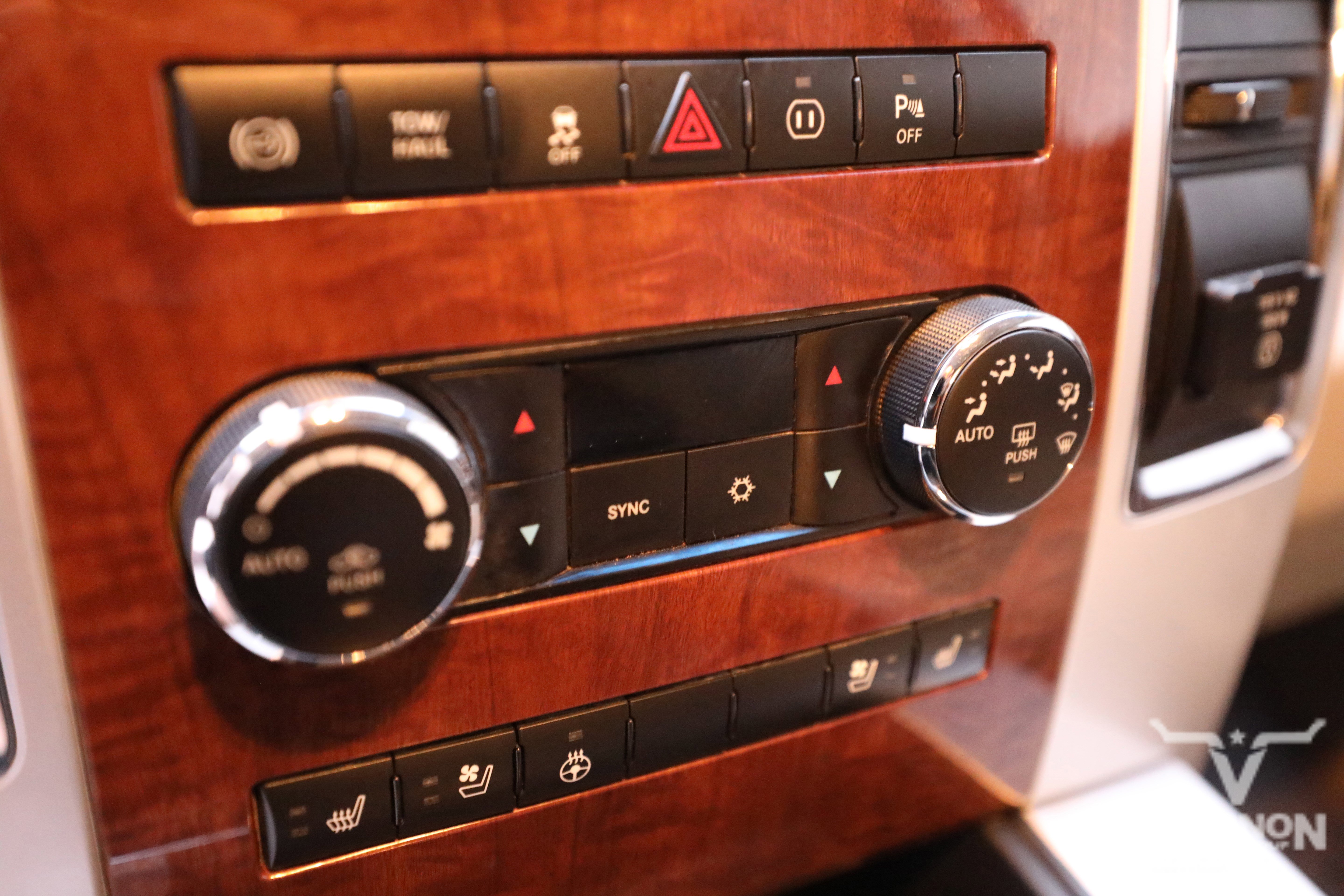 Used 2012 RAM 3500 Laramie w/ Cold Weather Group image 26