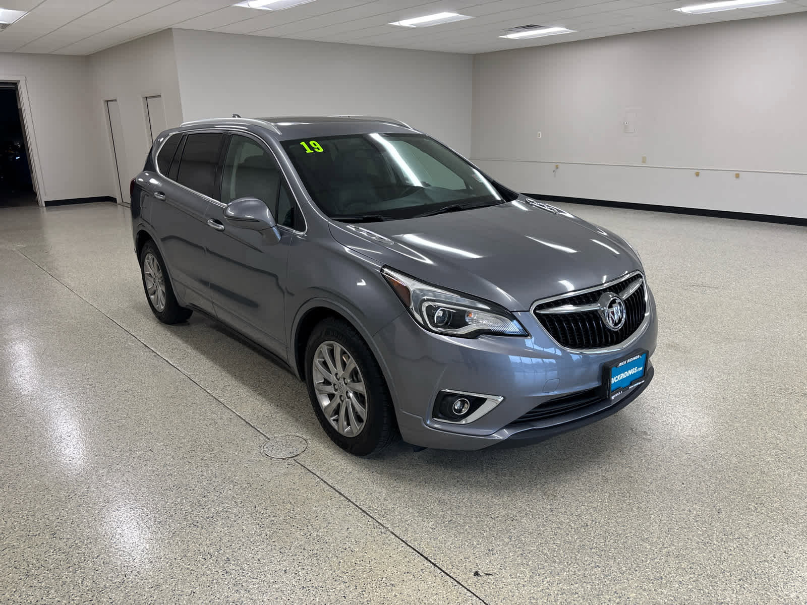 Used 2019 Buick Envision Essence image 3