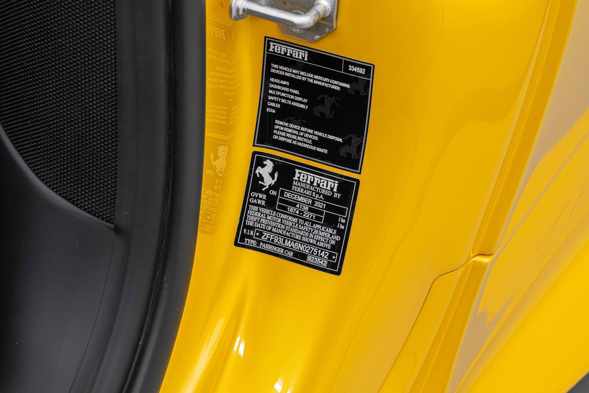 Certified 2022 Ferrari F8 Tributo RWD image 32