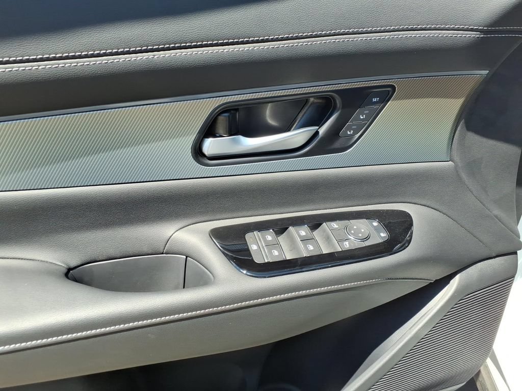 New 2025 Nissan Murano SL AWD/4WD image 14