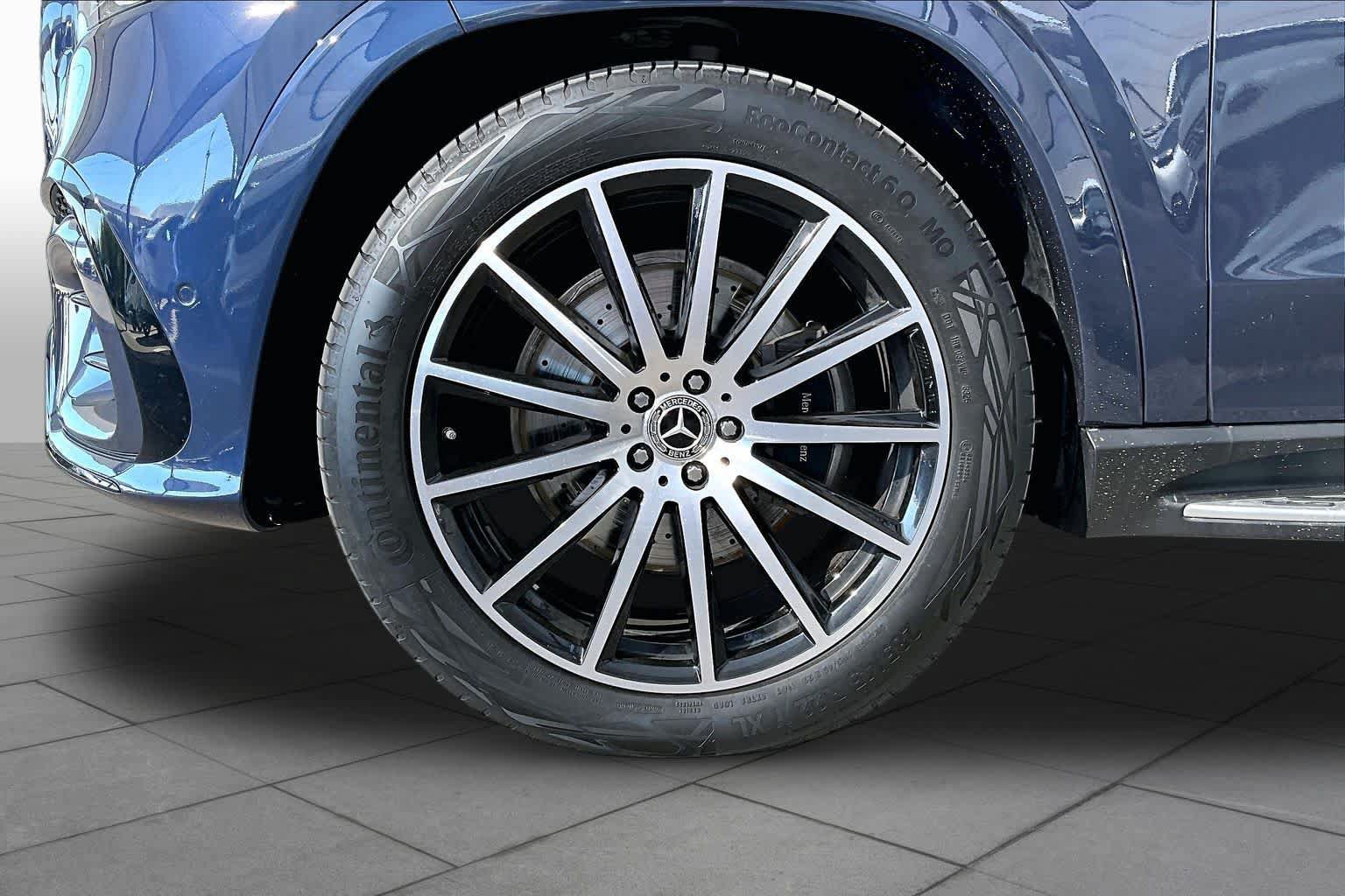Used 2026 Mercedes-Benz GLS 450 4MATIC image 10
