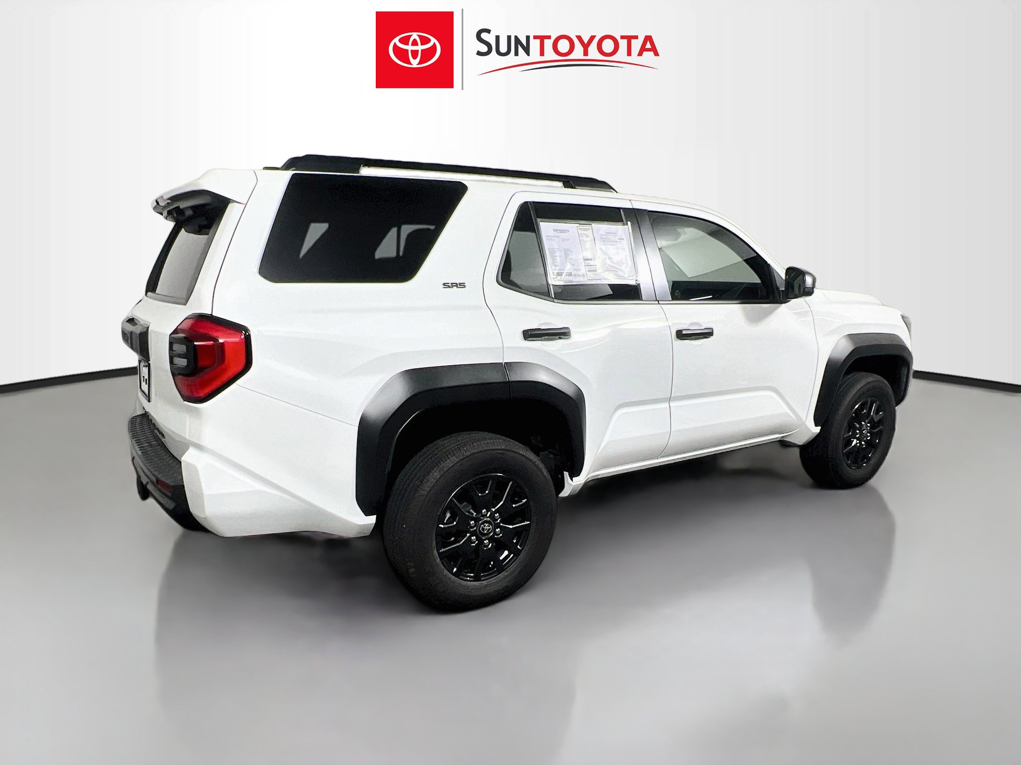 Used 2025 Toyota 4Runner SR5 AWD/4WD image 4