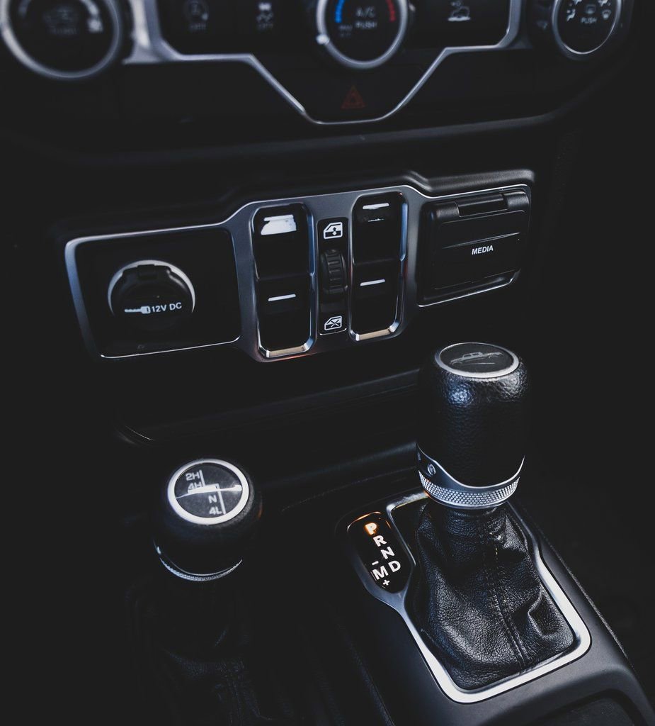 Used 2020 Jeep Gladiator Sport w/ Quick Order Package 24S image 13