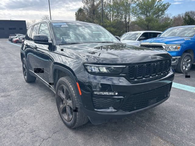 Used 2023 Jeep Grand Cherokee Limited w/ Luxury Tech Group II AWD/4WD image 6