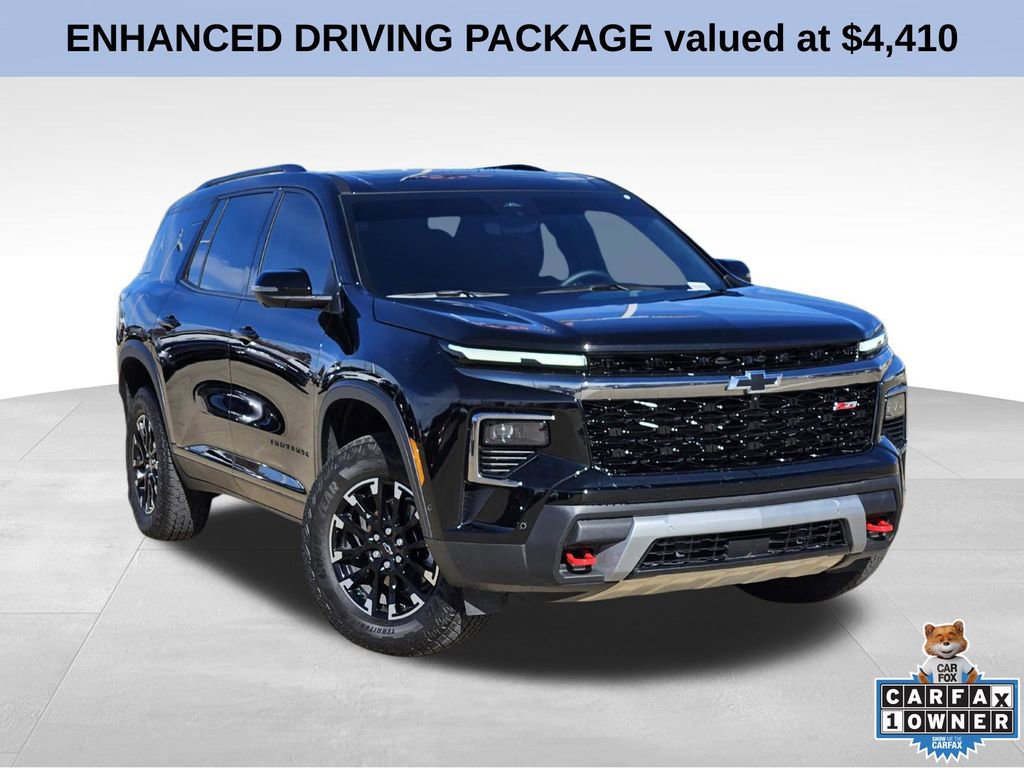 Used 2025 Chevrolet Traverse Z71 w/ Enhanced Driving Package image 1