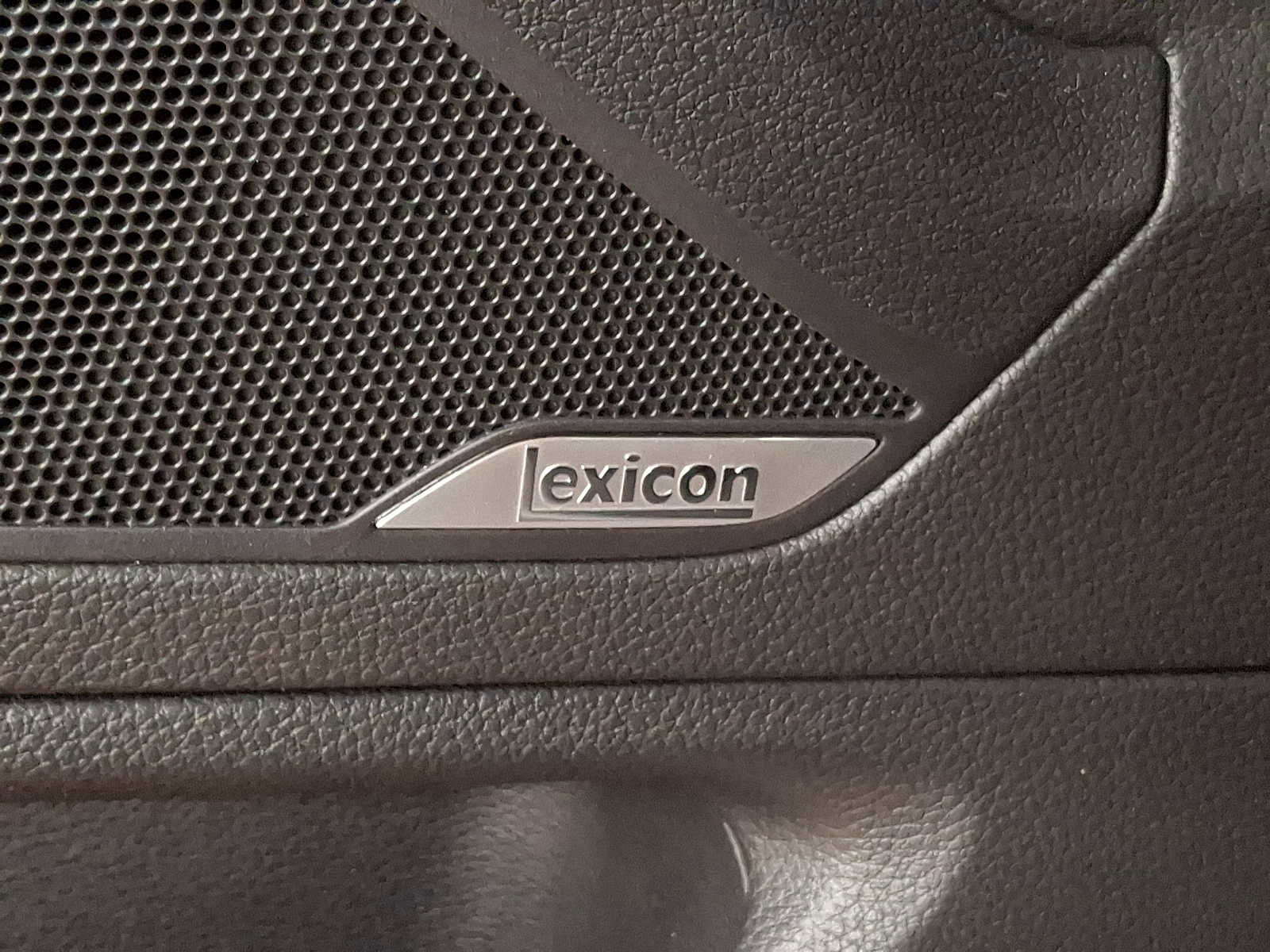 Used 2018 Genesis G80 3.3T Sport image 24