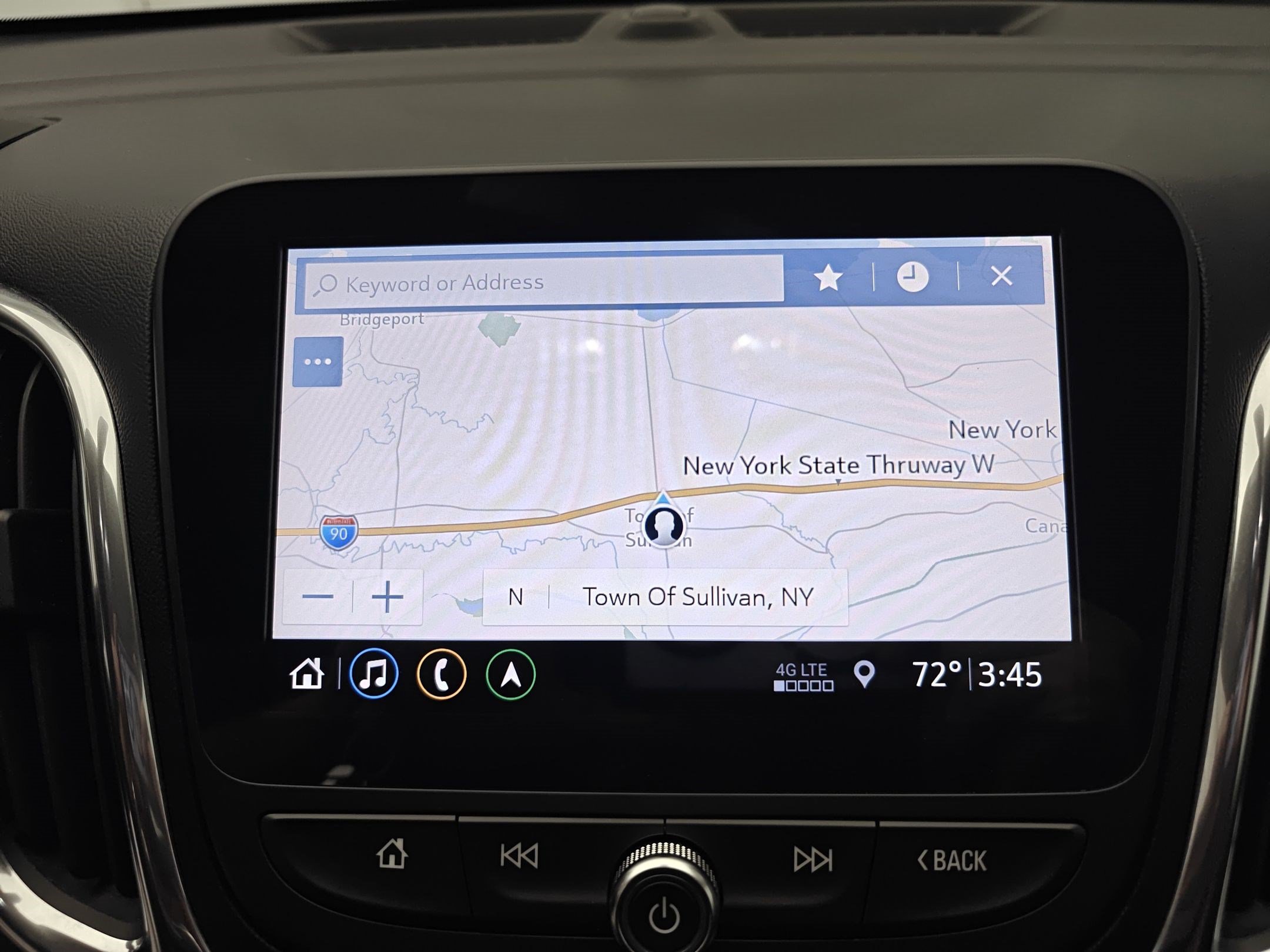 Certified 2019 Chevrolet Equinox LT w/ Sun & Navigation Package AWD/4WD image 18