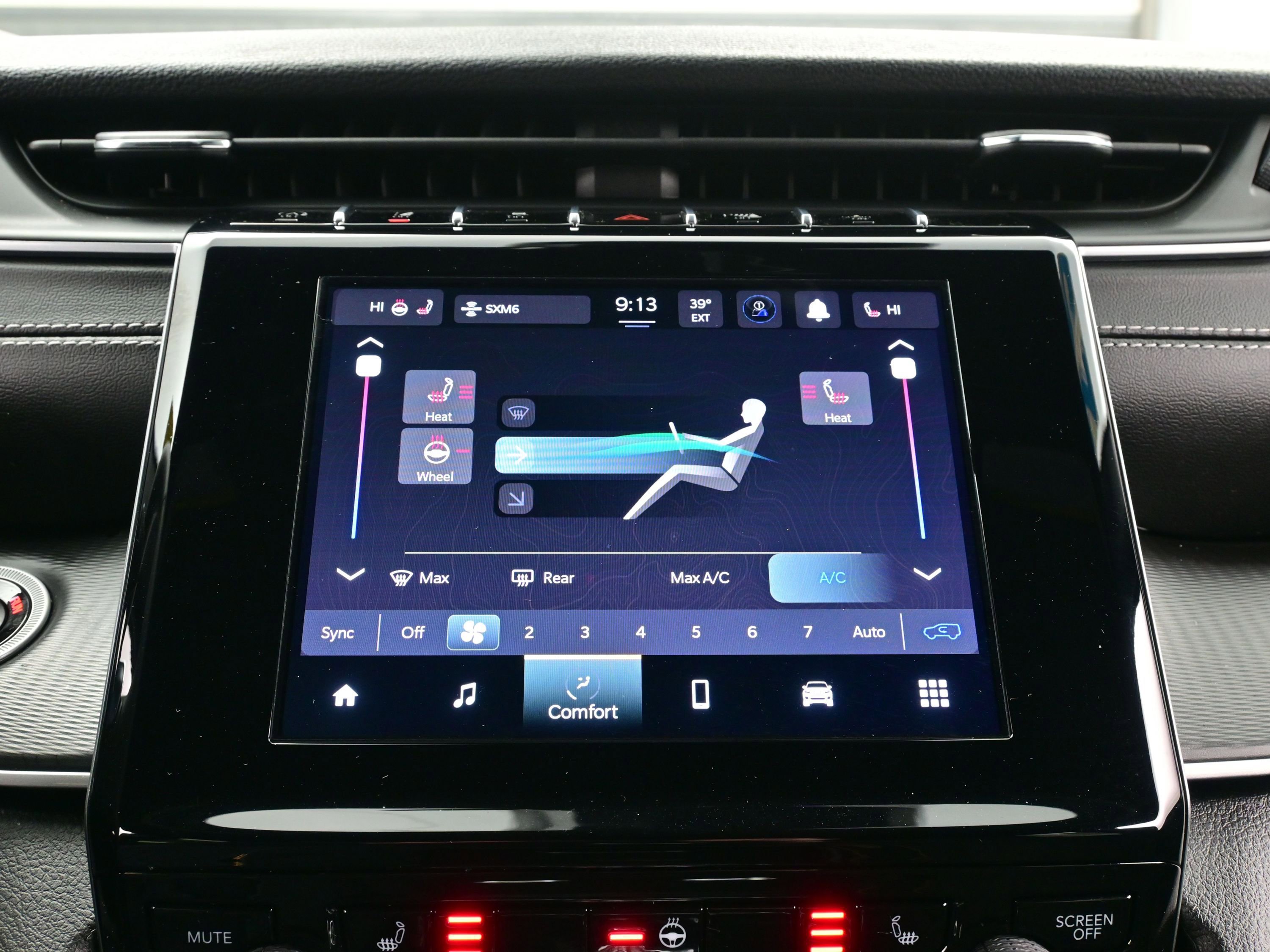 Used 2025 Jeep Grand Cherokee Laredo X w/ Luxury Tech Group I image 21