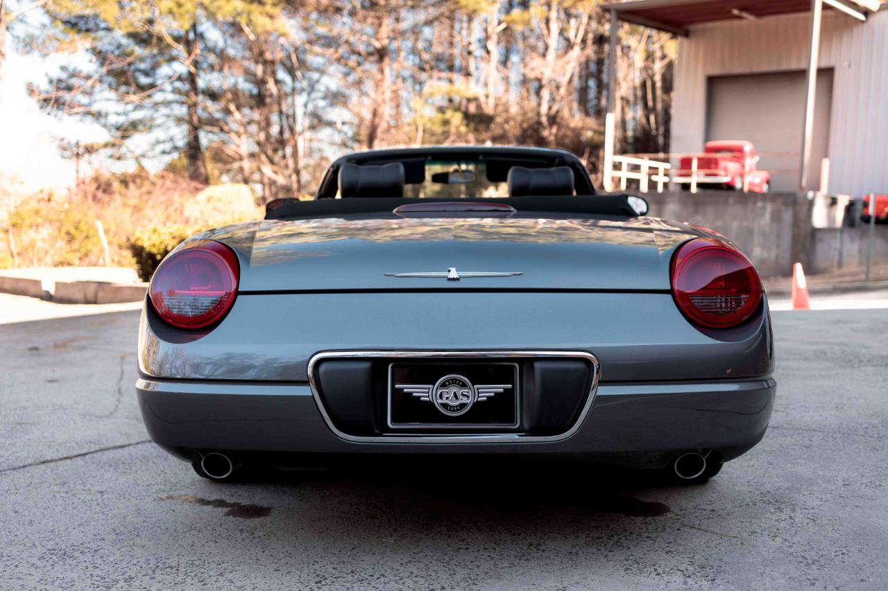Used 2003 Ford Thunderbird Deluxe image 8