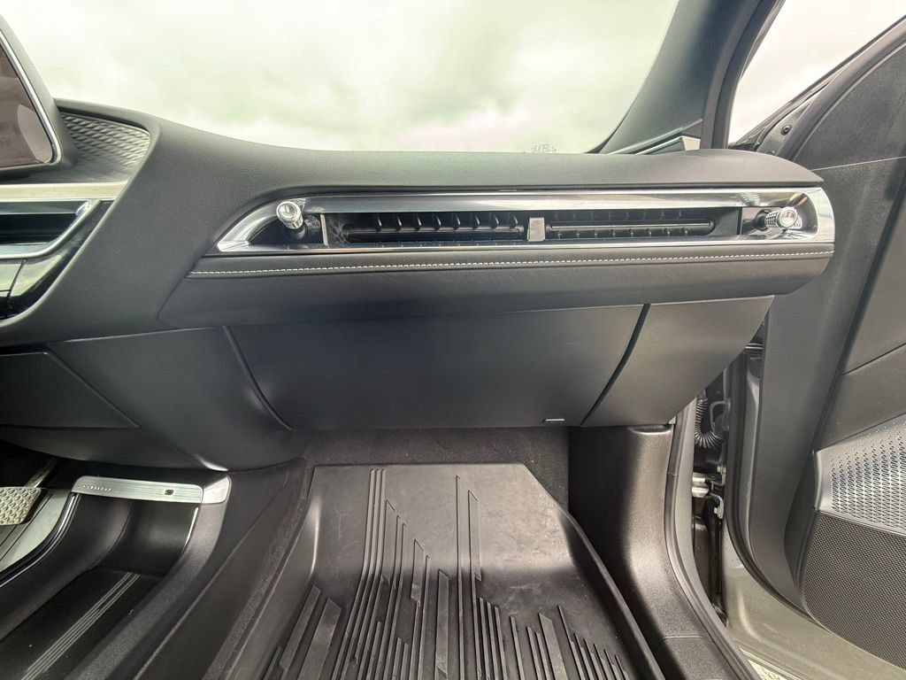 Certified 2025 Cadillac Lyriq Luxury w/ LPO, Floor Liner Package AWD/4WD image 31