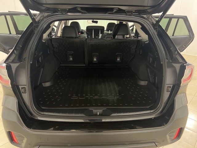 Used 2020 Subaru Outback Onyx Edition XT image 13