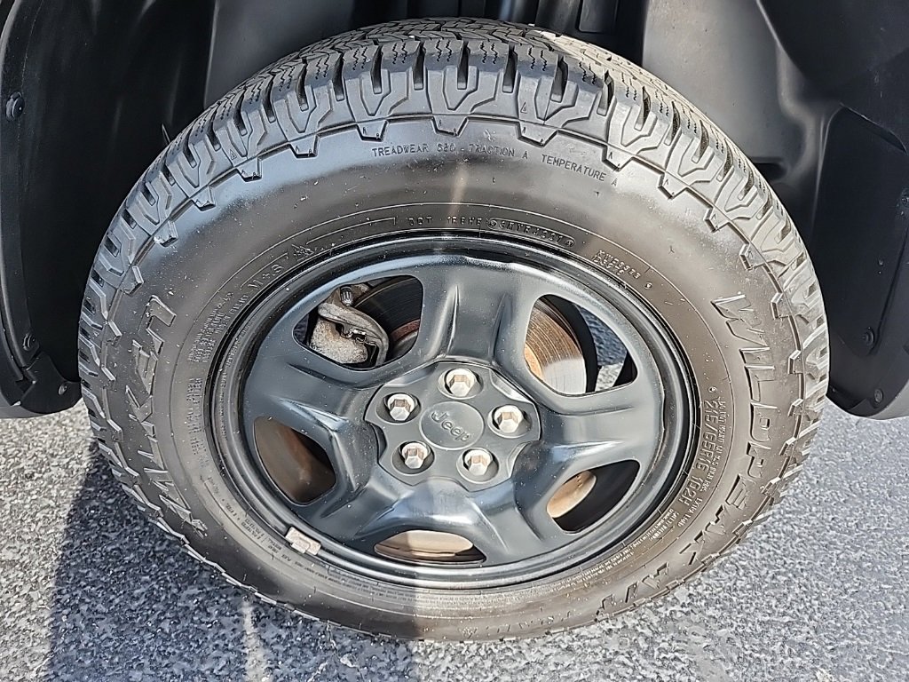 Used 2020 Jeep Renegade Sport image 12