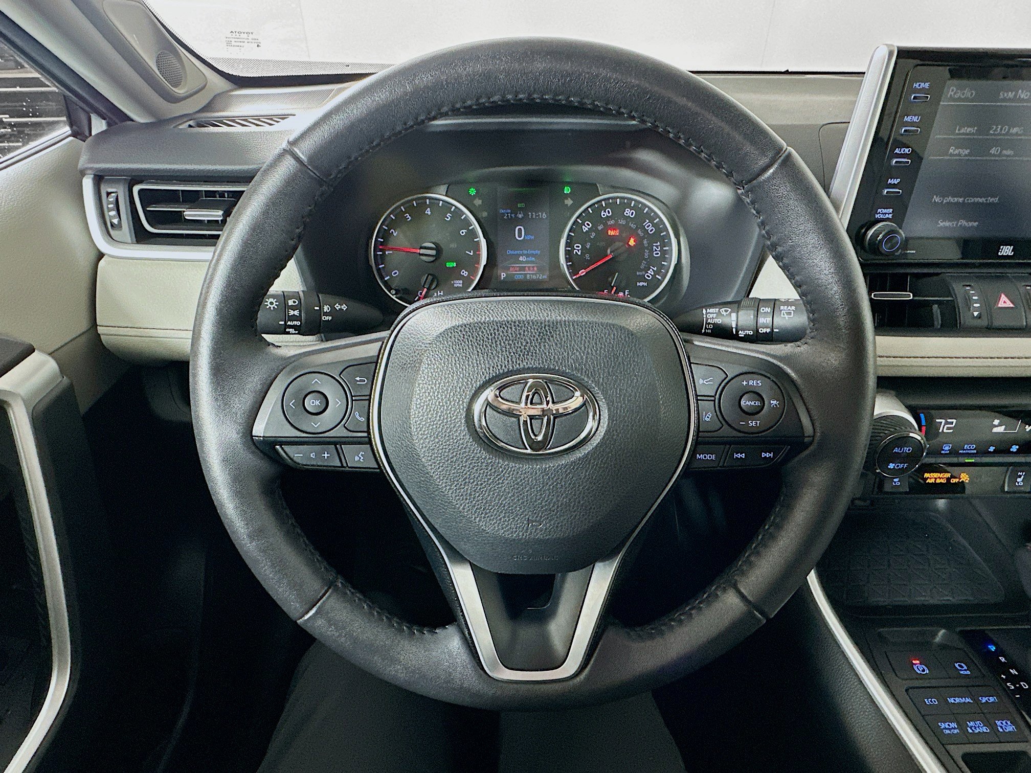 Used 2021 Toyota RAV4 XLE Premium image 11