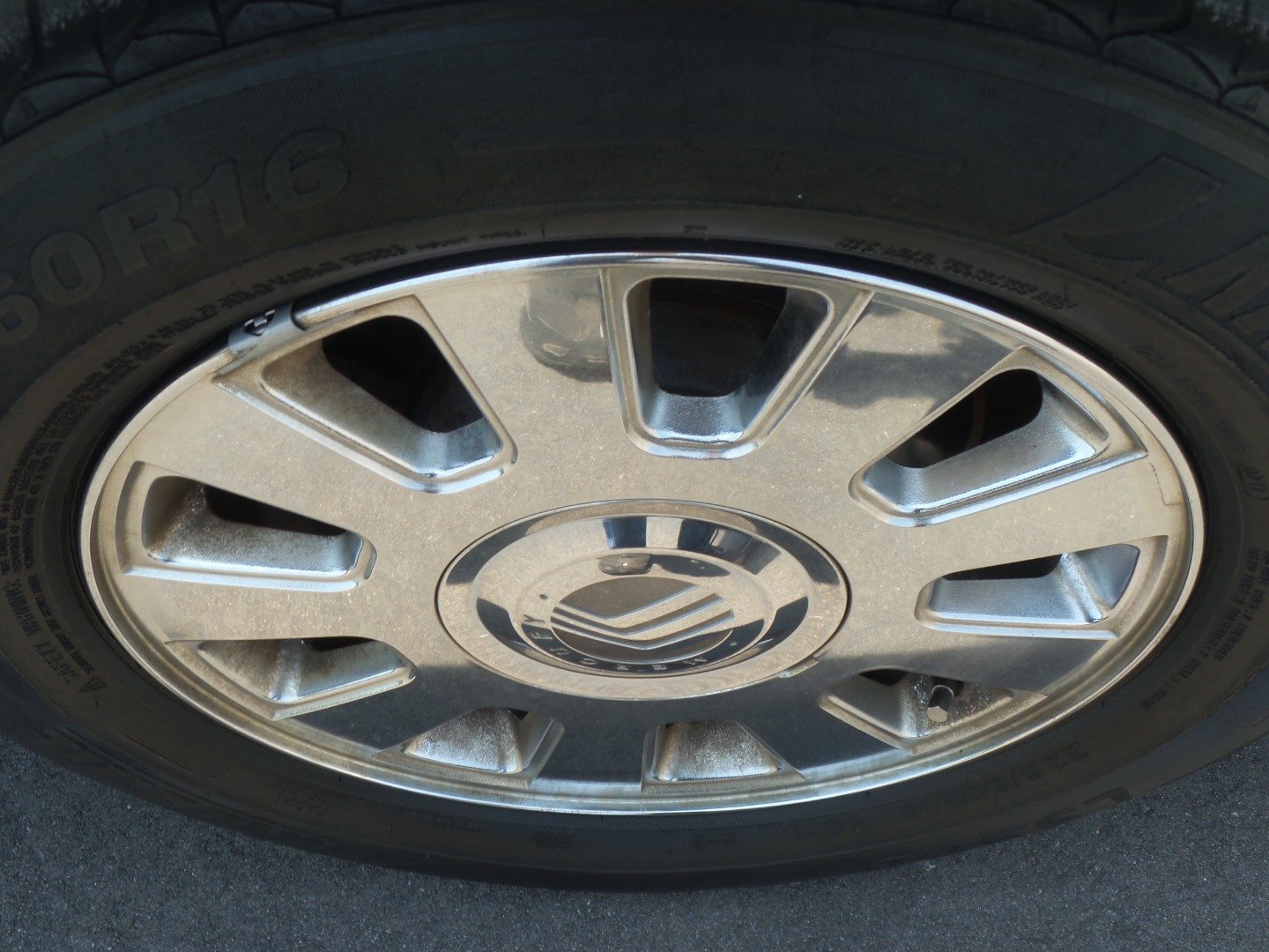 Used 2006 Mercury Grand Marquis LS RWD image 12