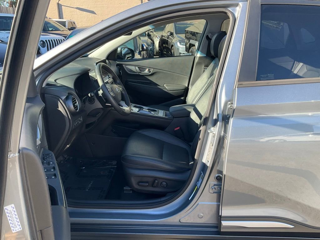 Used 2021 Hyundai Kona Ultimate image 13