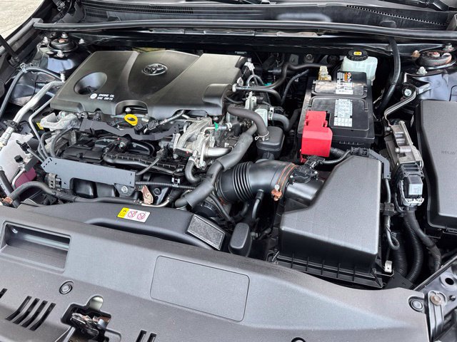 Used 2018 Toyota Camry SE w/ Convenience Package FWD image 26