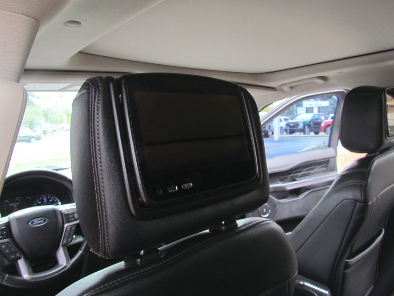 Used 2018 Ford Expedition Max Platinum image 33