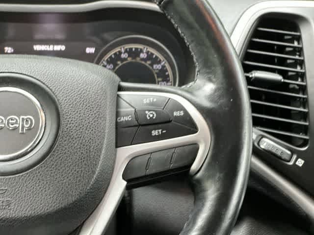 Used 2015 Jeep Cherokee Trailhawk w/ Comfort/Convenience Group AWD/4WD image 10