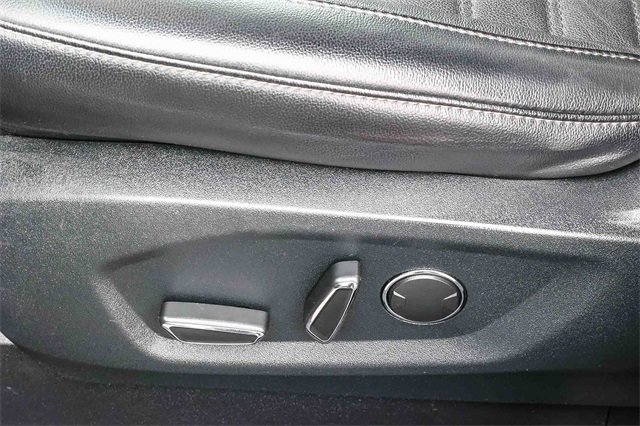 Used 2016 Ford Edge SEL w/ Equipment Group 201A image 23