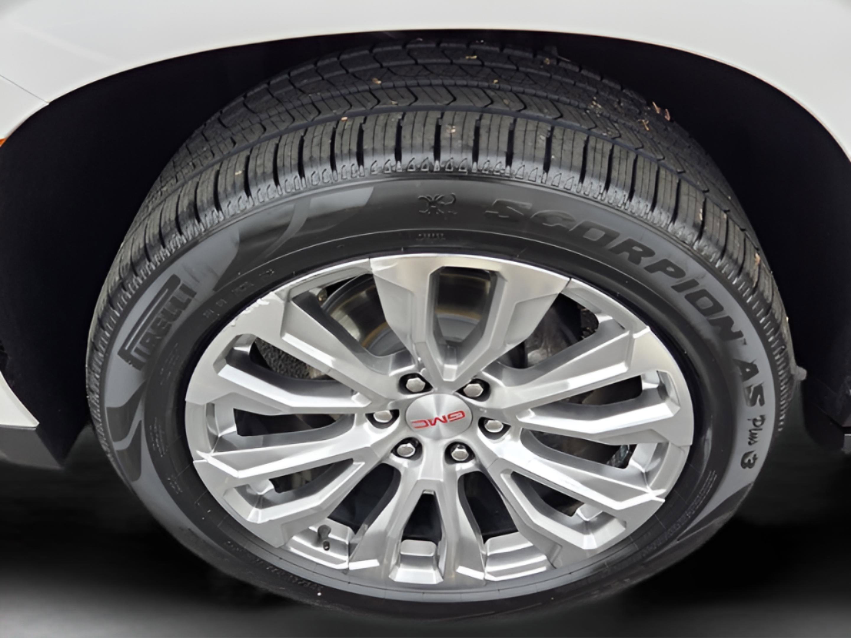 Used 2024 GMC Yukon XL Denali w/ Max Trailering Package image 32