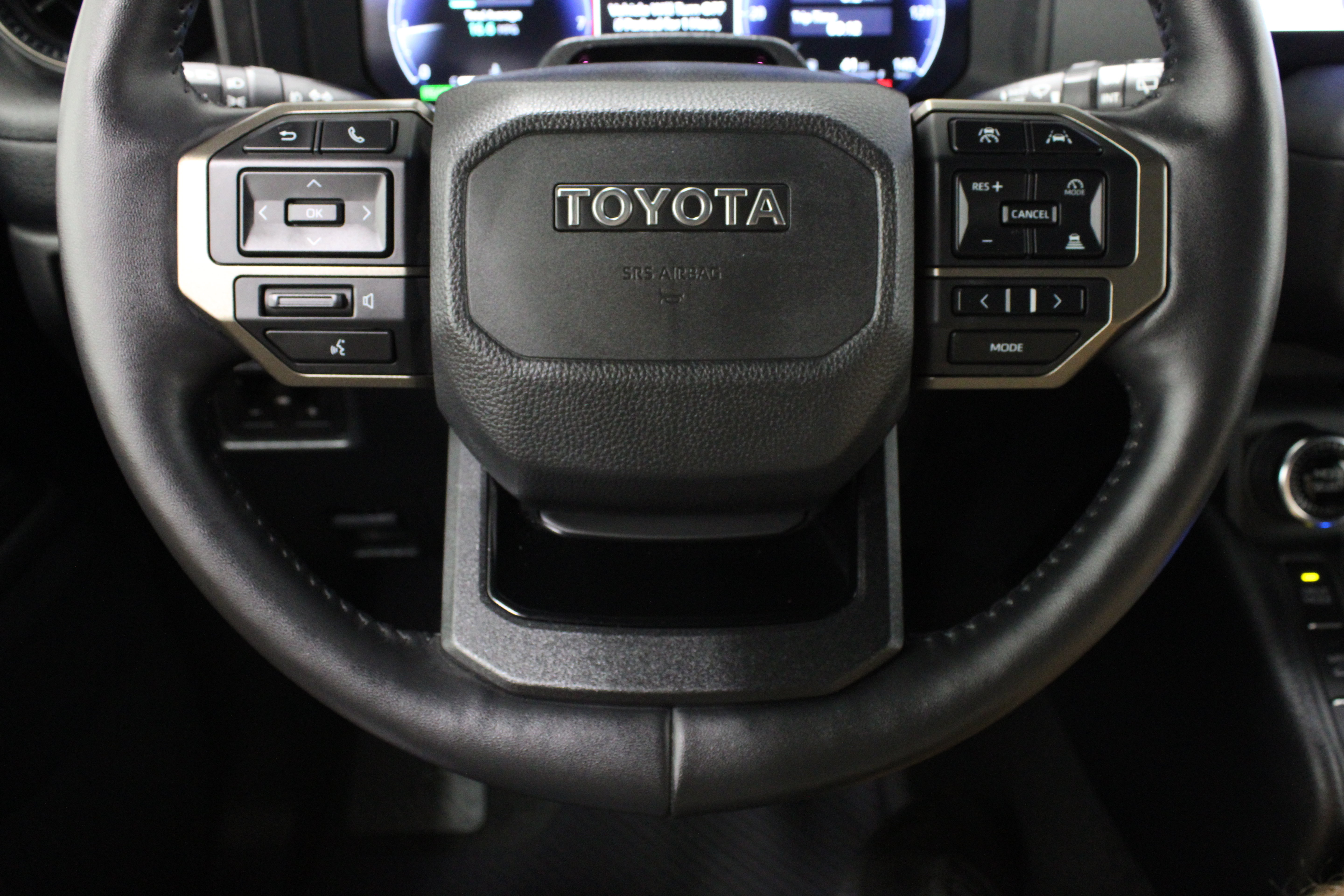 Used 2025 Toyota Land Cruiser w/ Premium Package AWD/4WD image 27
